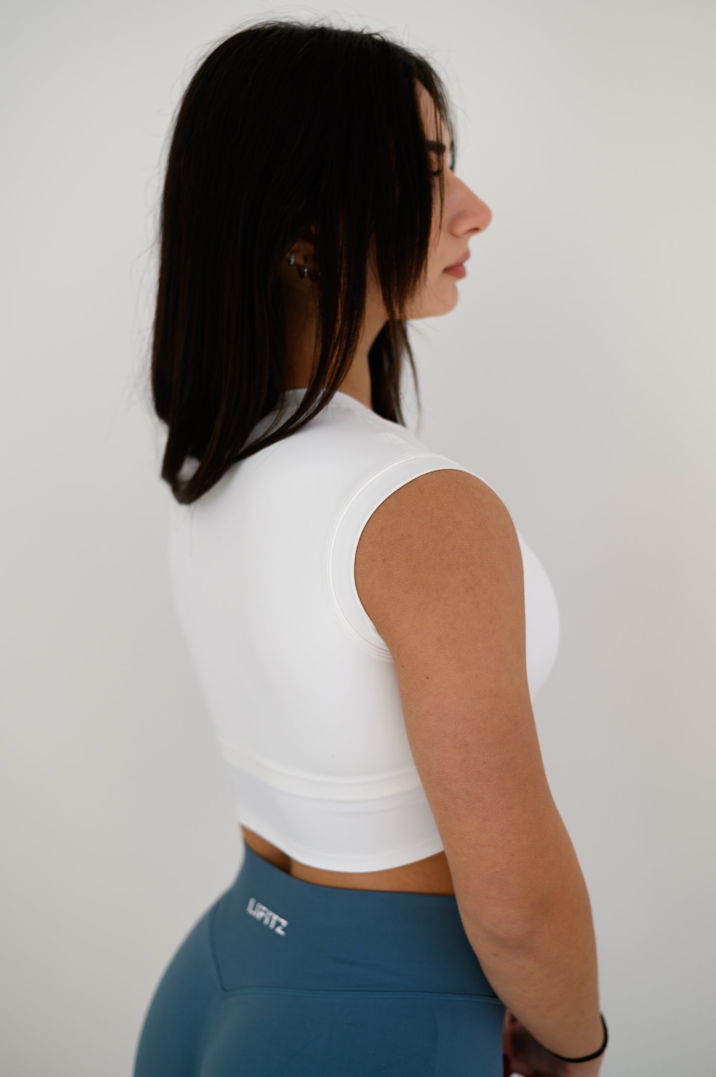 AURA TECH CROP TOP Arctic White- LIFITZ®