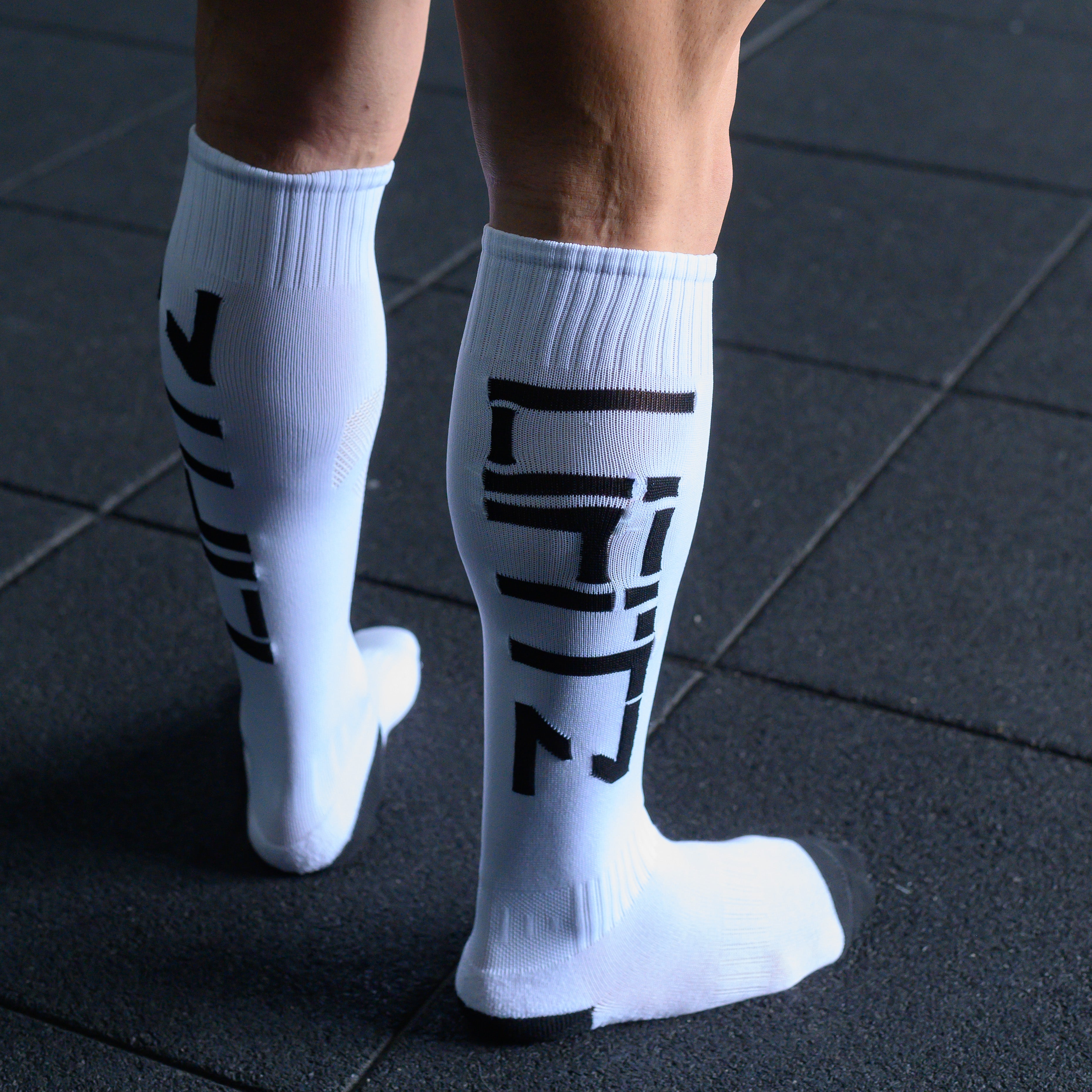 nike deadlift socks