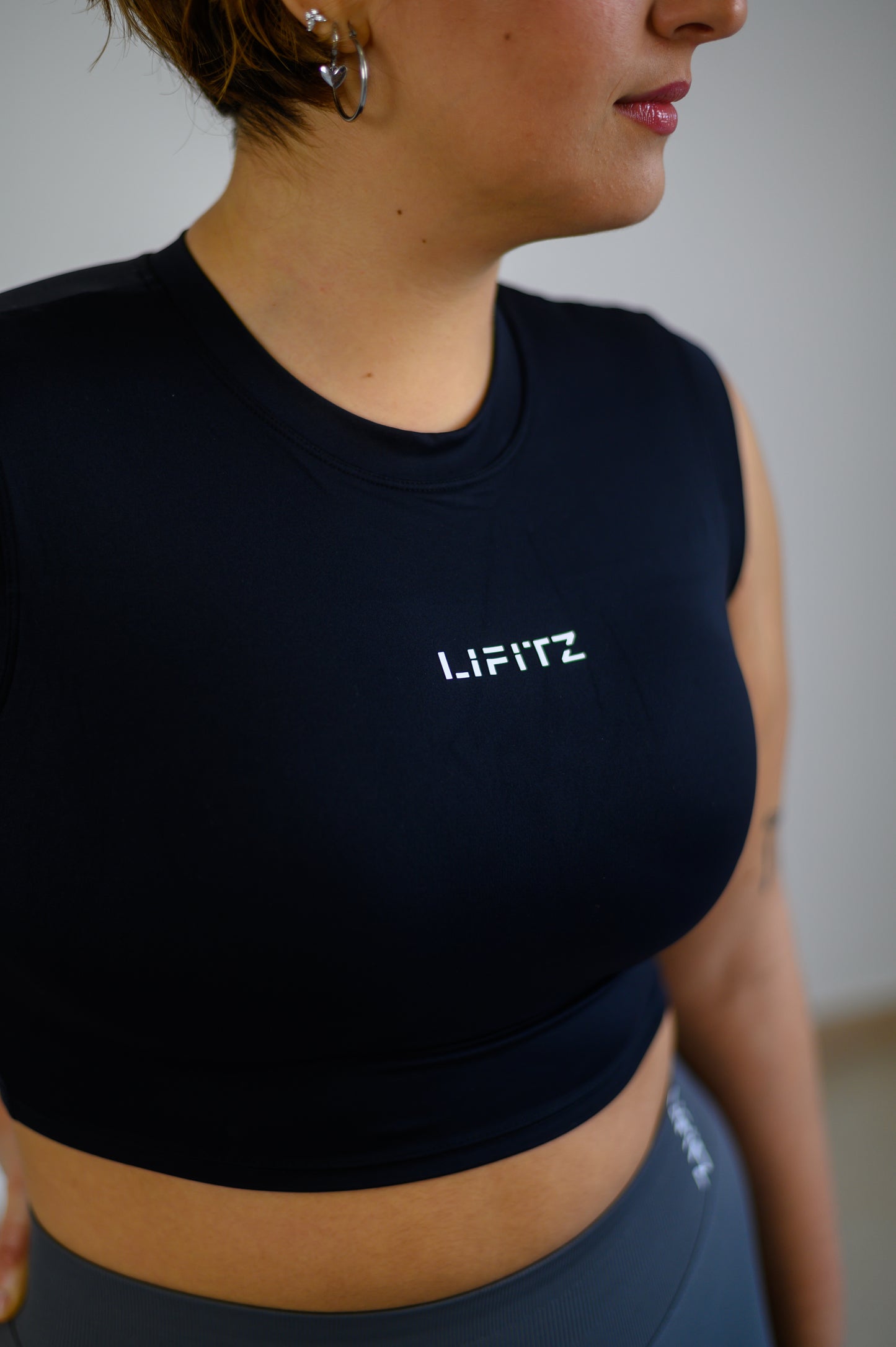 AURA TECH CROP TOP Midnight Core- LIFITZ®